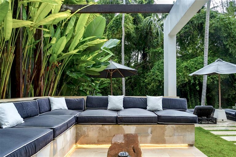 Villa Bahçelerinde Yeni Trend: ‘Dış Mekanı Bir Yaşam Alanına Dönüştürmek.